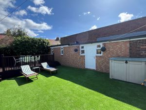 Photo 17- click for photo gallery